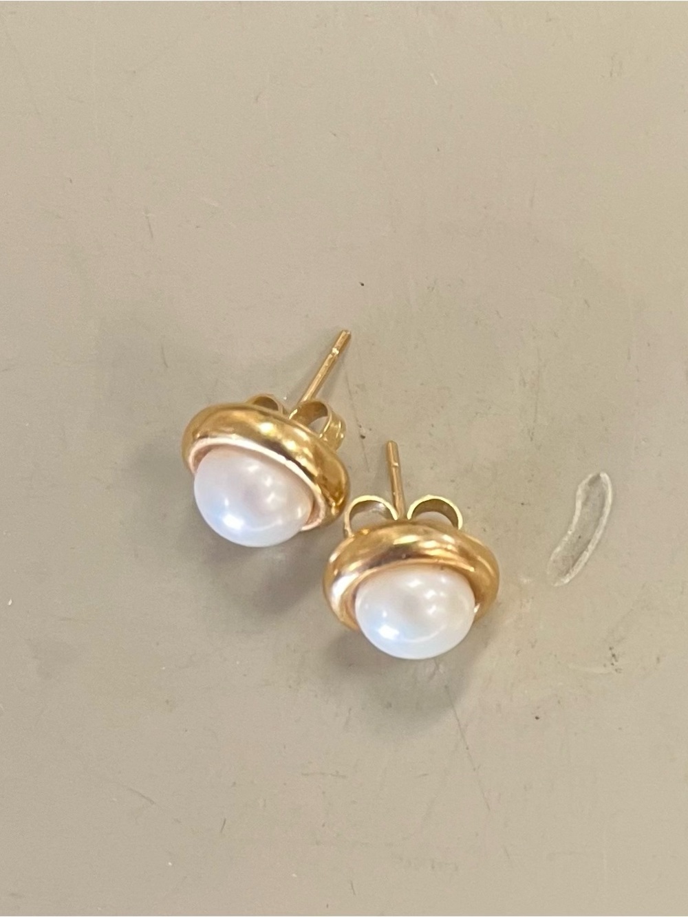 14k Gold Pearl Stud Earrings
